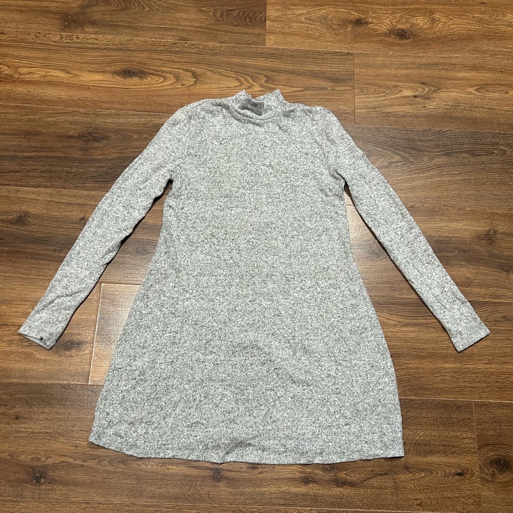 Long comfy grey dresss